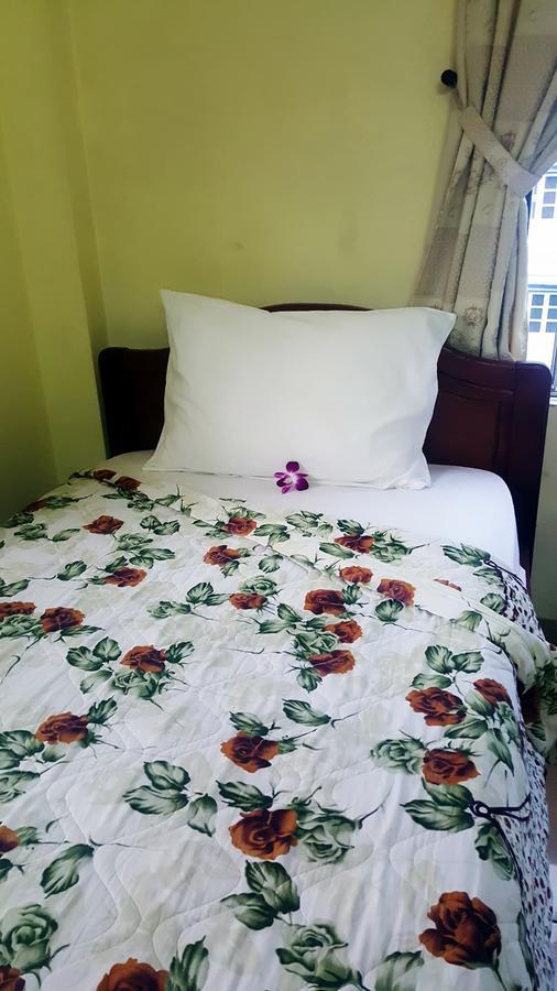Phong Lan Guesthouse Hue Eksteriør bilde
